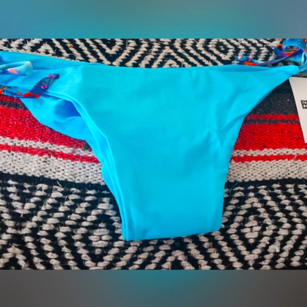 Fused Hawaii size L Aloha NWT Go with the Flo ties bottoms